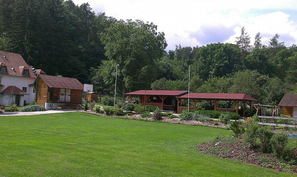 Pension Kadlcuv Mlyn Brno Exterior photo